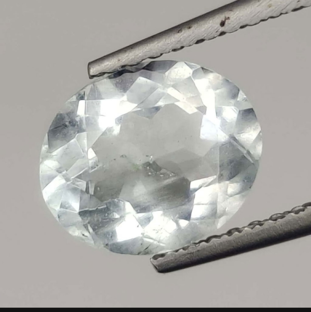 0.95 ct Natural Aquamarine